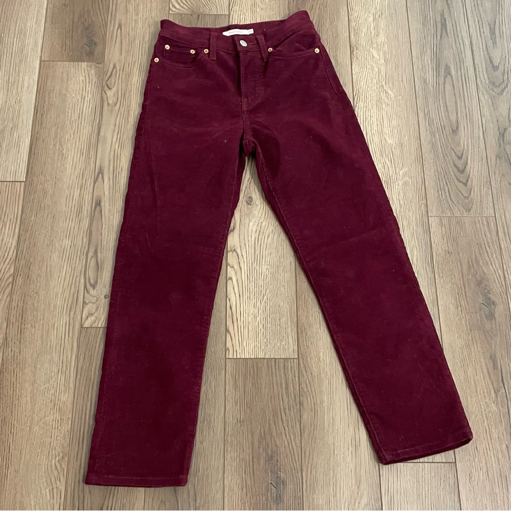 Levi’s Premium Wedgie Straight‎ Maroon Corduroy Pants Womens 24